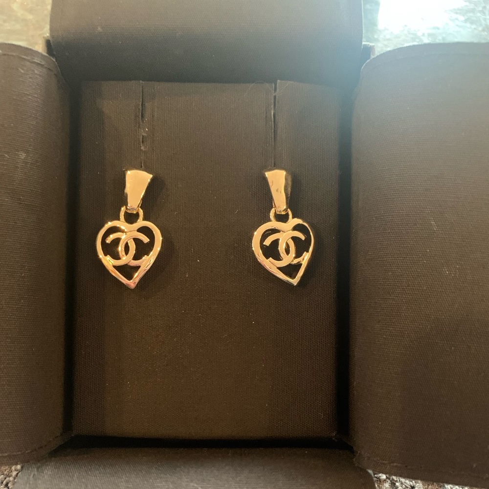Chanel Metal CC Heart Coco In Love Drop Earrings Gold
